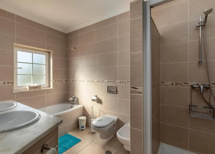 וילה Quinta Lameiras *